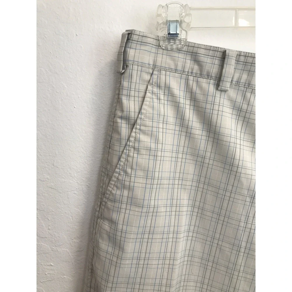 Nike Golf Mens Dri Fit Shorts Logo Chino Sz 36 Beige Plaid Pockets Golf Athletic